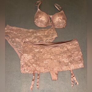 Victoria's Secret Bra 34B Angels Floral Lace Panty Garter & Skirt Set 3pcs 🆕 🔥